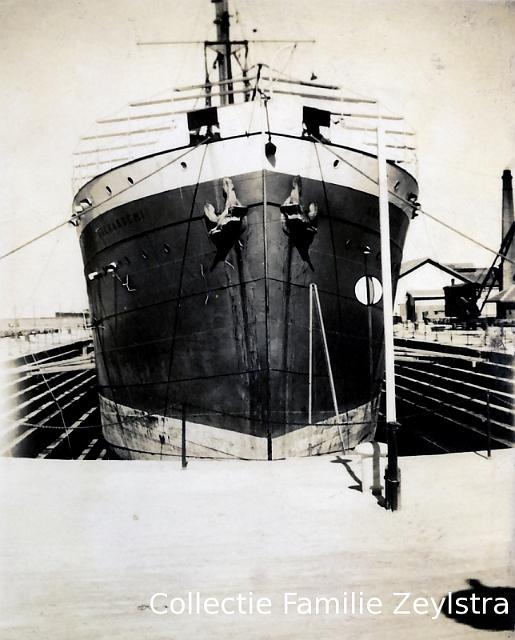 oudefoto-019.jpg - Soekaboemi in dok in Alexandrië 3-11-1927
