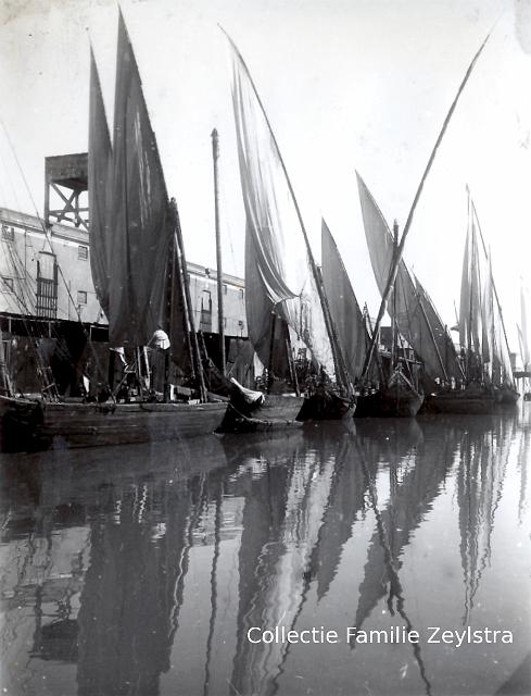 oudefoto-021.jpg - Haven van Alexandrië 1927